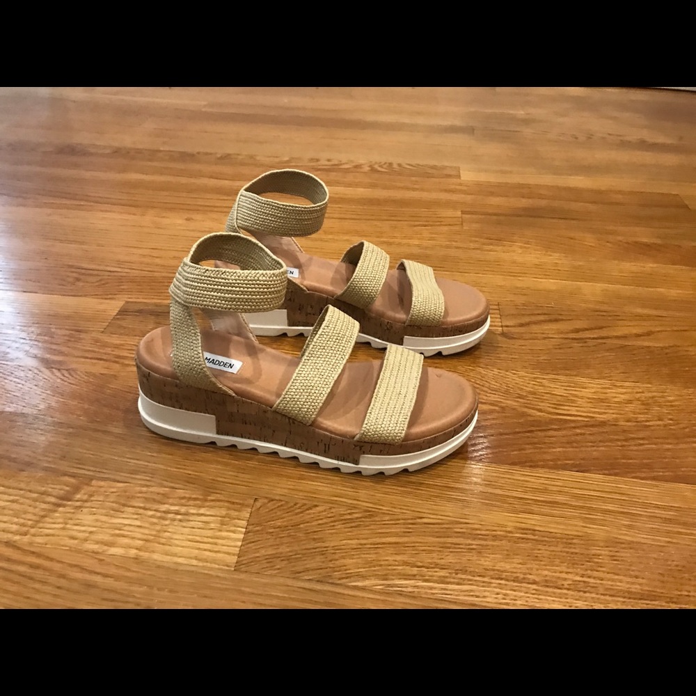 Steve Madden wedges